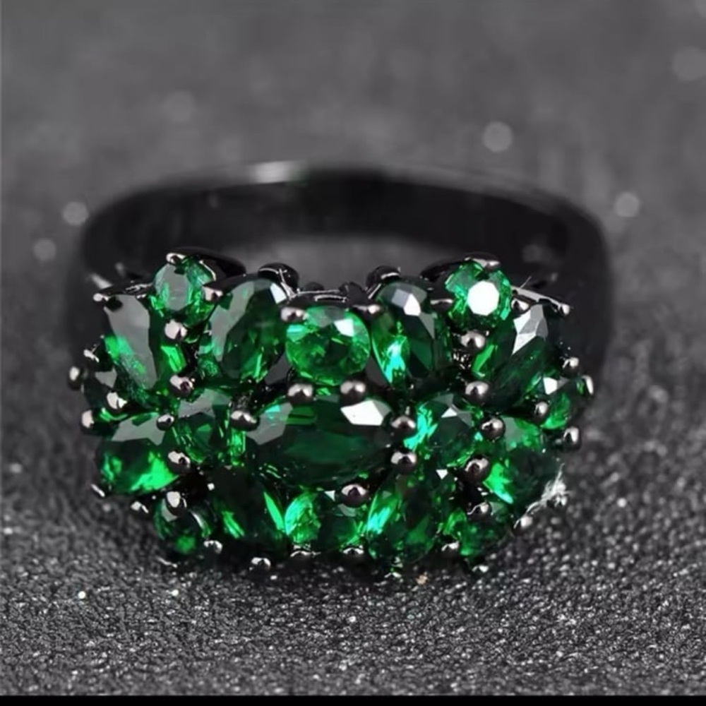 Silver Plated Ruby Red Hematite Finish Size 8 Ring - image 7